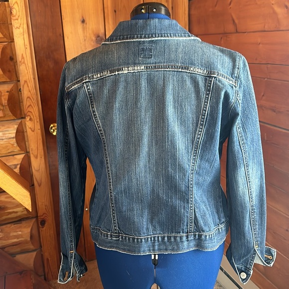 Gap Stretch Distressed Jean Jacket - Picture 3 of 4